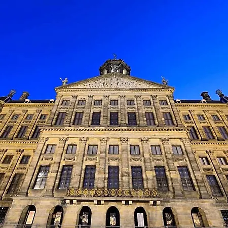 Western Dam Square