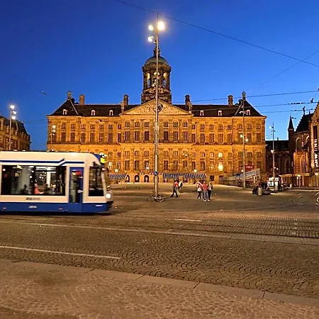 Western Dam Square Hotel