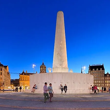 Western Dam Square 3*