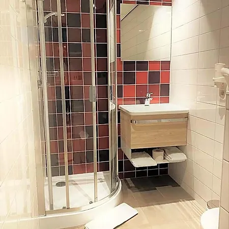 Hotel Western Dam Square 3*