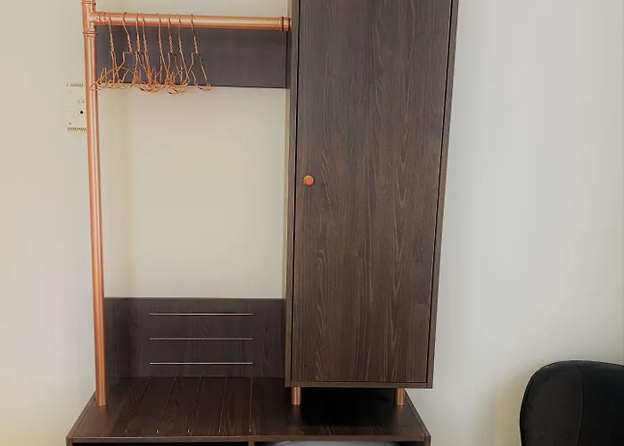 Western Dam Square 3*