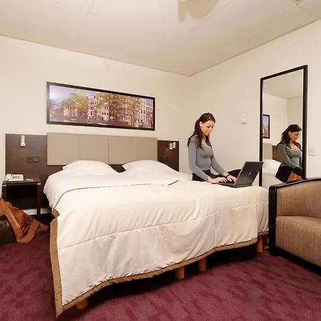 베스트 웨스턴 담 스퀘어 인 3*