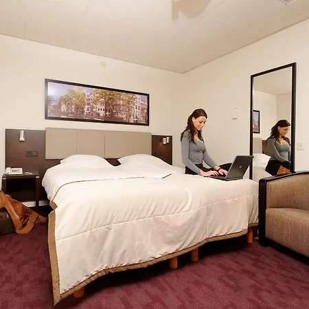 Western Dam Square 3*